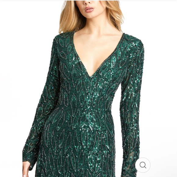 Mac Duggal NWT Forest Green 18 Long Sleeve Beaded V Neck Gown NWT Train - Picture 3 of 10
